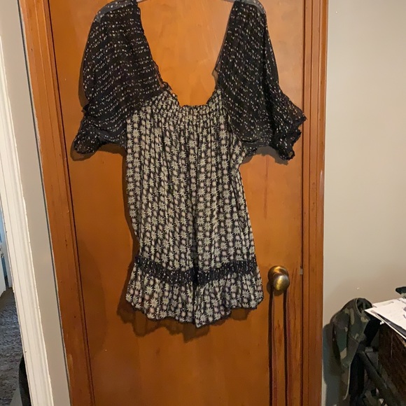 Sheer tunic - Picture 2 of 2